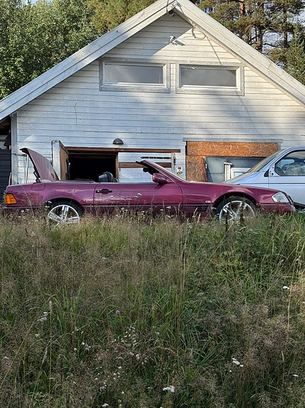 Mercedes-Benz SL300 24 of 30