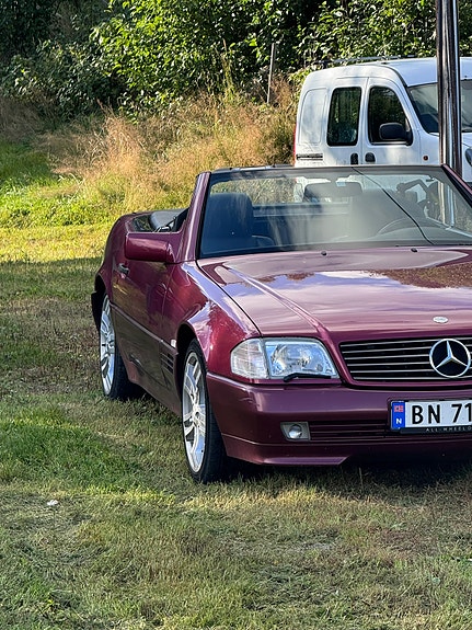 Mercedes-Benz SL300 30 of 30