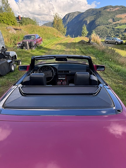 Mercedes-Benz SL300 28 of 30