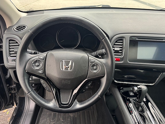 Honda HR-V 17 of 30