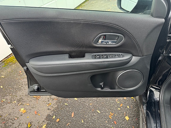 Honda HR-V 15 of 30