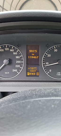 Mercedes-Benz A150 6 of 12