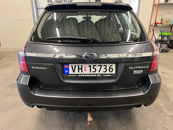 Subaru Outback 4 of 5
