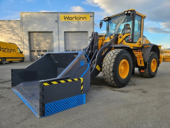 Volvo SE 3,7m3 KLAFFSKUFF