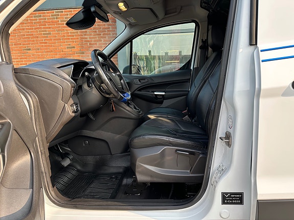 Ford Transit Connect 19 of 30