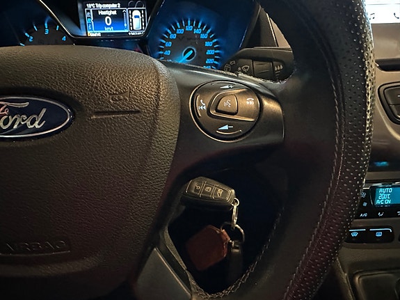 Ford Transit Connect 27 of 30