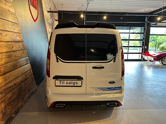 Ford Transit Connect 14 of 30