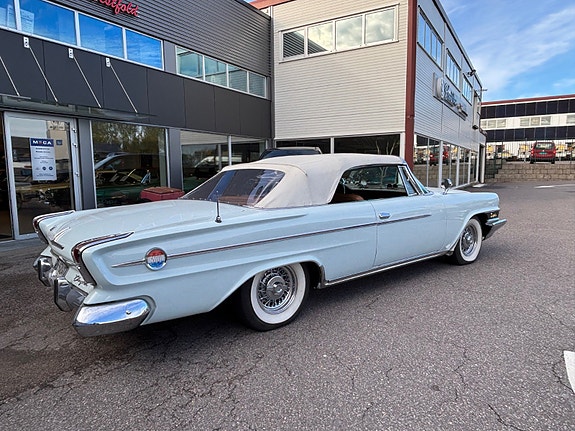 Chrysler Andre 4 of 5