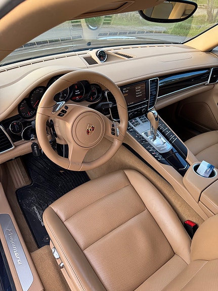 Porsche Panamera 14 of 20