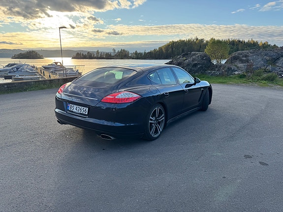 Porsche Panamera 7 of 20