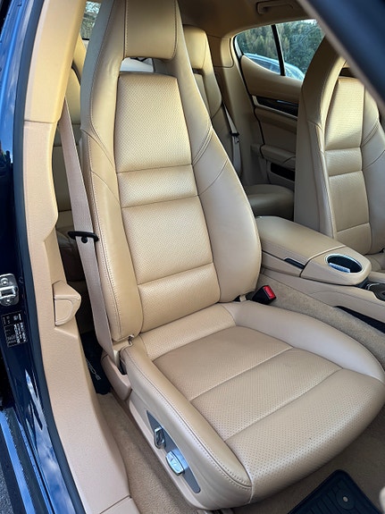 Porsche Panamera 12 of 20
