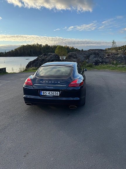 Porsche Panamera 9 of 20