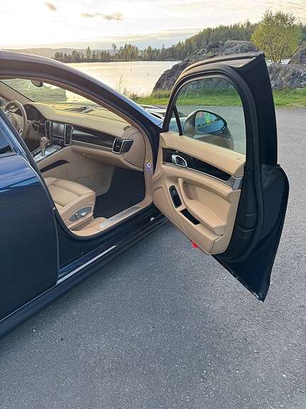 Porsche Panamera 15 of 20