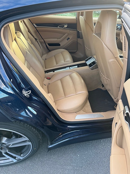 Porsche Panamera 11 of 20