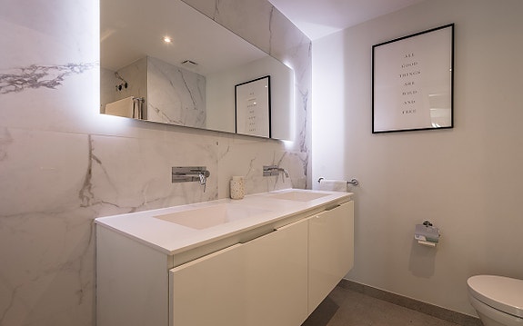 Eksklusiv penthouse med 150 m² takterrasse og 4 soverom | Jacuzzi og panoramautsikt