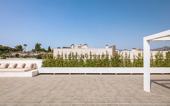 Eksklusiv penthouse med 150 m² takterrasse og 4 soverom | Jacuzzi og panoramautsikt