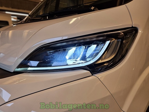 Dethleffs Globetrail 600 DS / Videopresentasjon / 8-trinns automatgir / Dusjkabinettløsning / Markise / Lettmetallfelger / Nye Fiat / Delskinn-interiør / Isofix / Kompressorkjøleskap +++ 7 of 30