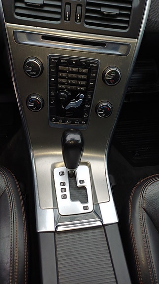 Volvo XC60 16 of 26