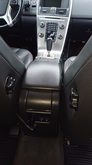 Volvo XC60 13 of 26