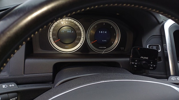 Volvo XC60 15 of 26