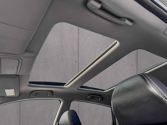 Honda CR-V 12 of 14