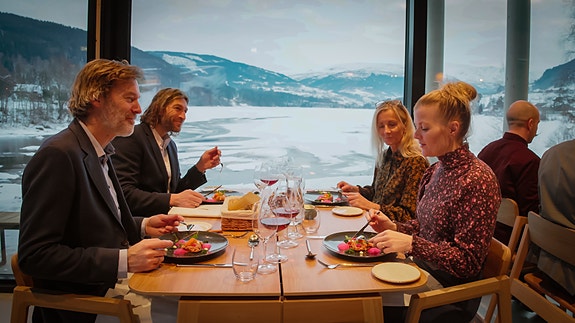 Restaurant med glassfasade