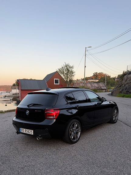 BMW M135i 3 of 24