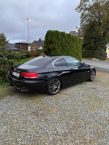 BMW 335i 10 of 15