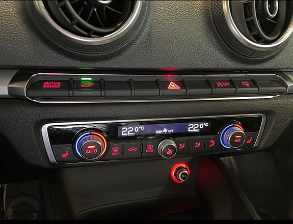 Audi A3 9 of 15