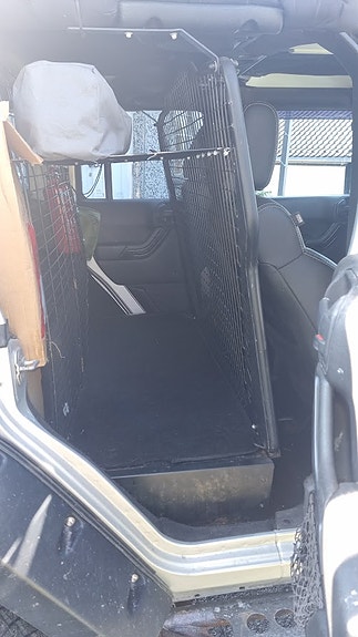 Jeep Wrangler 8 of 9