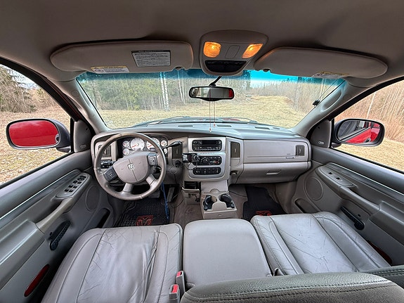 Dodge RAM 16 of 30