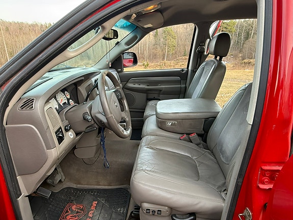 Dodge RAM 11 of 30
