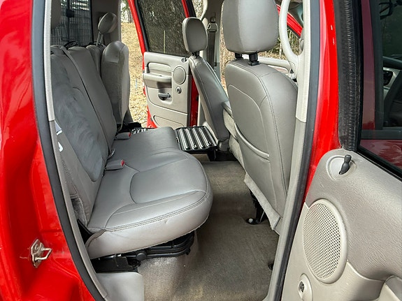 Dodge RAM 13 of 30