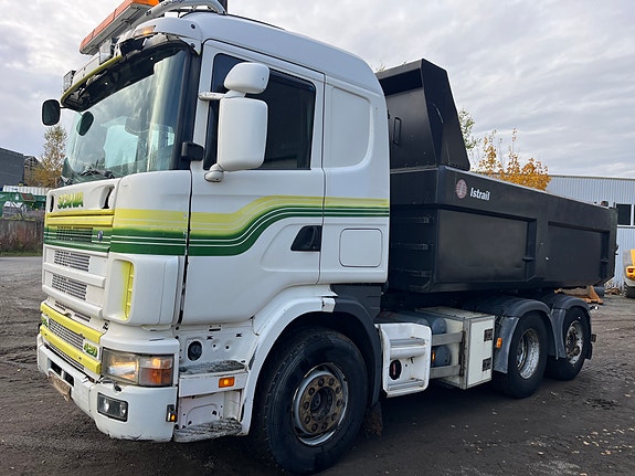 Scania R124G med Istrail dumperkasse. Vi tar innbytte.