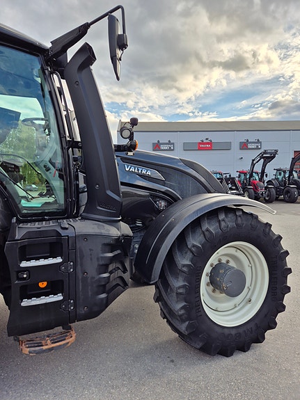 Valtra T254V 2021, kr 1 115 000,-