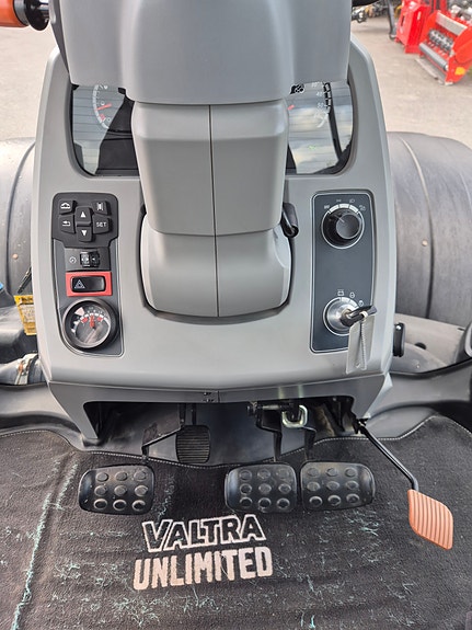 Valtra T254V 2021, kr 1 115 000,-