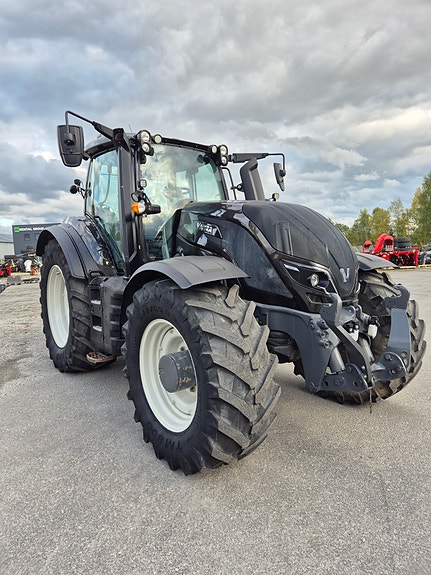 Valtra T254V 2021, kr 1 350 000,-