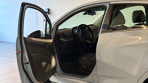 Chevrolet Spark 5 of 5