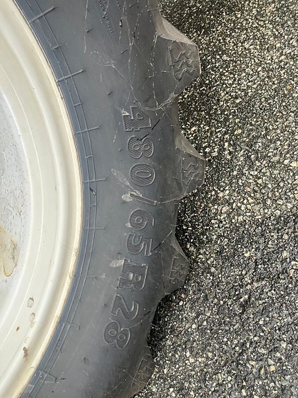 New Holland T6040 2011, kr 480 000,-