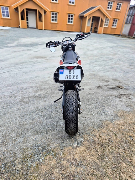 KTM Enduro R 7 of 8