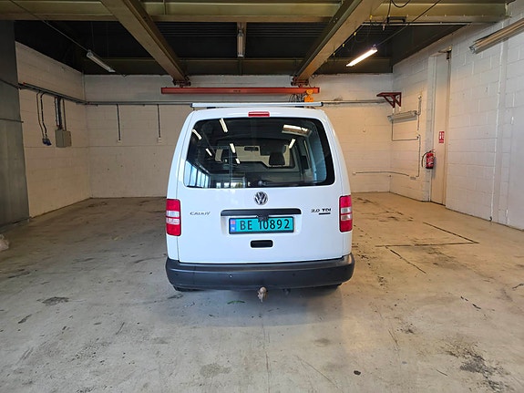 Volkswagen Caddy Maxi 27 of 30