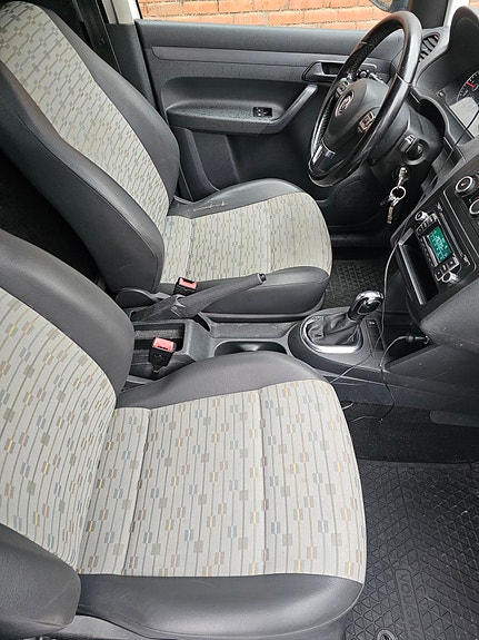 Volkswagen Caddy Maxi 16 of 30