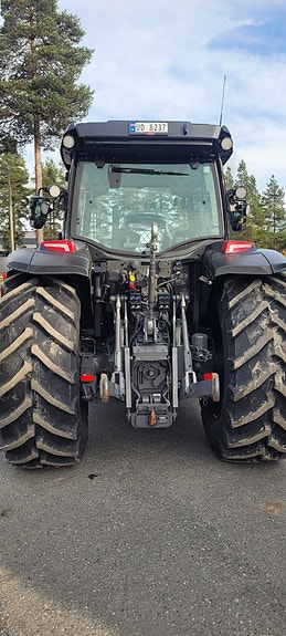 Valtra G135 Versu 2025, kr 1 400 000,-