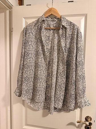 Svart/hvit Acne Studios skjorte