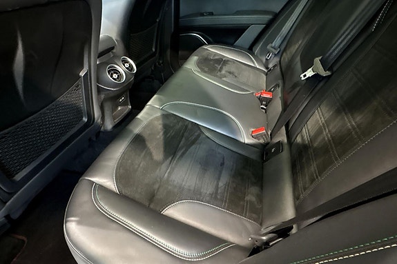 Alfa Romeo Stelvio Quadrifoglio 13 of 28