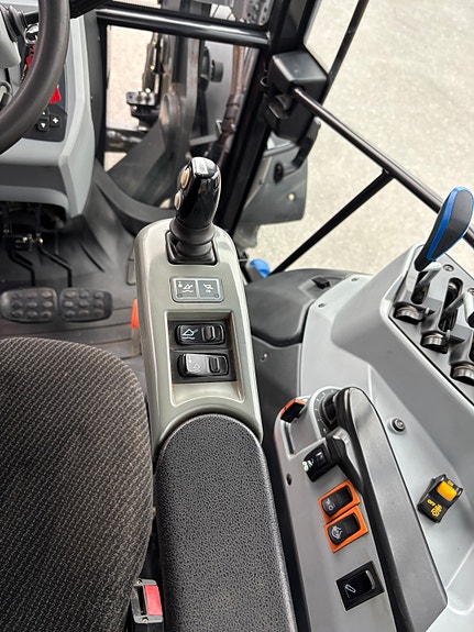 Valtra A134 2018, kr 675 000,-