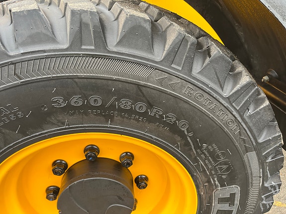 JCB TM220 20 of 20