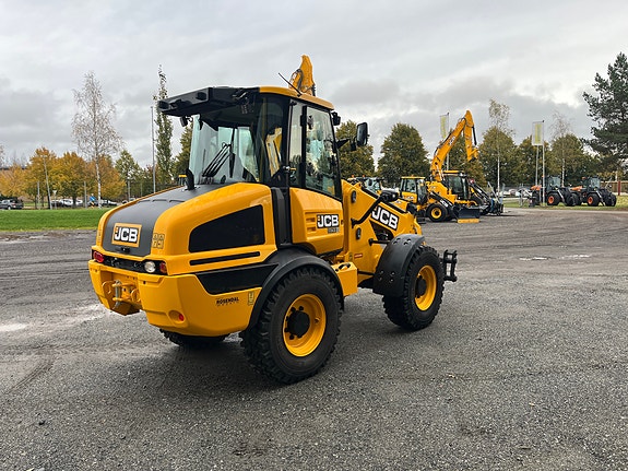 JCB TM220 4 of 20