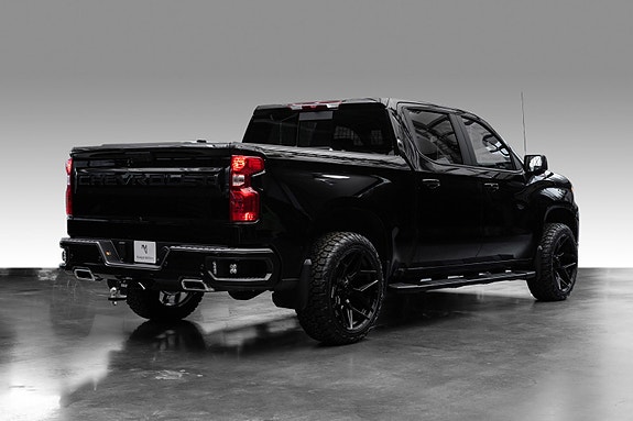 Chevrolet Silverado 1500 7 of 30