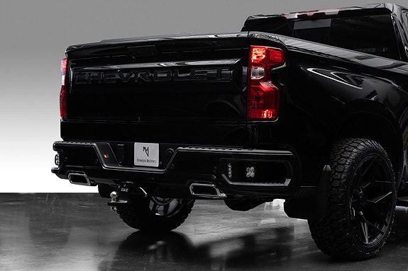 Chevrolet Silverado 1500 8 of 30